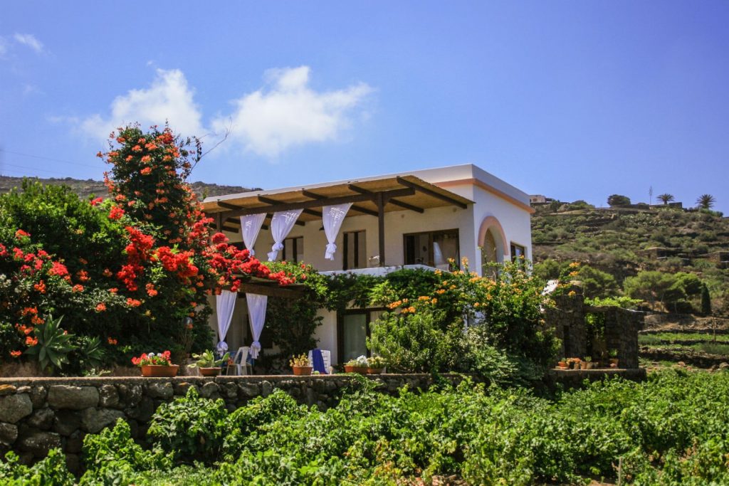 Vista casa: La Terrazza sul mare